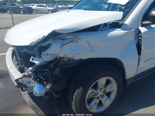 2017 Jeep Compass Sport Fwd მანქანა იყიდება აუქციონზე, vin: 1C4NJCBA2HD186428, აუქციონის ნომერი: 45071351