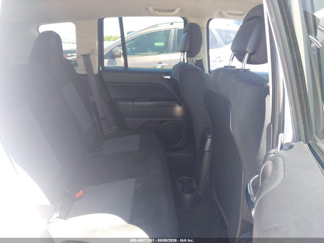 2017 Jeep Compass Sport Fwd მანქანა იყიდება აუქციონზე, vin: 1C4NJCBA2HD186428, აუქციონის ნომერი: 45071351