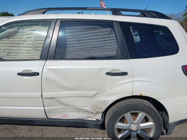 45071359 :رقم المزاد ، JF2SHABC8BH777224 vin ، 2011 Subaru Forester 2.5x مزاد بيع