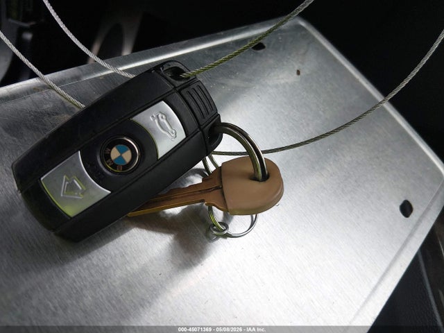 Продажа на аукционе авто 2009 Bmw 328i, vin: WBAWL13589PX27127, номер лота: 45071369