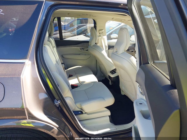 45071379 :رقم المزاد ، YV4062PN1P1981792 vin ، 2023 Volvo Xc90 B6 Plus 7-seater مزاد بيع