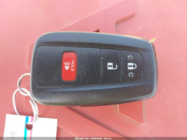 45071381 :رقم المزاد ، JTDKBRFU0H3043149 vin ، 2017 Toyota Prius Two مزاد بيع