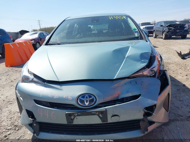 45071381 :رقم المزاد ، JTDKBRFU0H3043149 vin ، 2017 Toyota Prius Two مزاد بيع