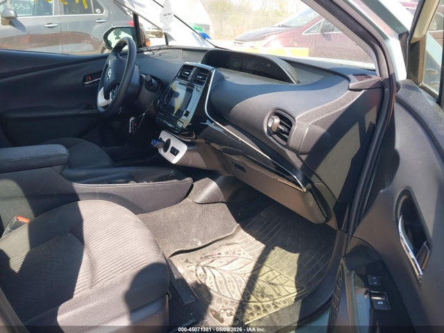 45071381 :رقم المزاد ، JTDKBRFU0H3043149 vin ، 2017 Toyota Prius Two مزاد بيع