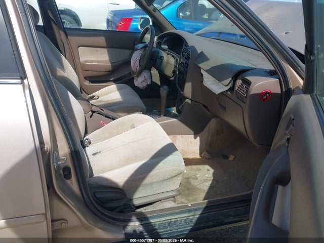 45071387 :رقم المزاد ، 4T1BG12K3TU791643 vin ، 1996 Toyota Camry Dx/le/xle مزاد بيع