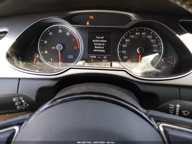 45071432 :رقم المزاد ، WAUFFAFL4FN005095 vin ، 2015 Audi A4 2.0t Premium مزاد بيع