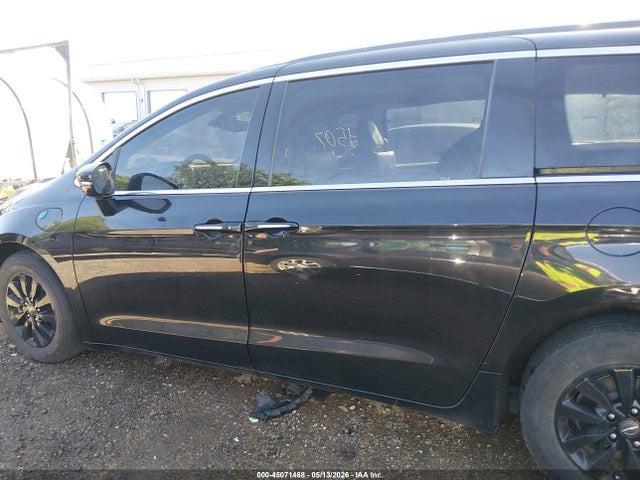 45071468 :رقم المزاد ، 2C4RC1L77MR585782 vin ، 2021 Chrysler Pacifica Hybrid Touring L مزاد بيع