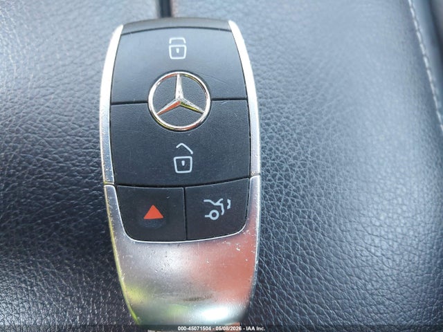 Продажа на аукционе авто 2020 Mercedes-benz C 300 4matic, vin: W1KWF8EB9LR573972, номер лота: 45071504