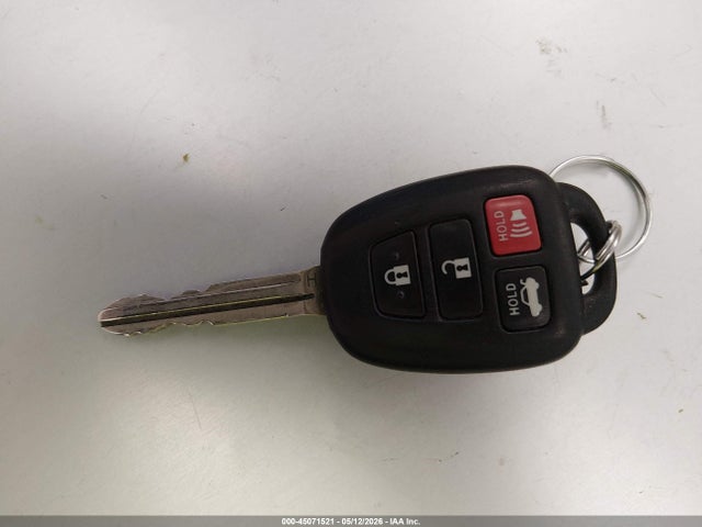 2015 Toyota Camry Le მანქანა იყიდება აუქციონზე, vin: 4T1BF1FK9FU961070, აუქციონის ნომერი: 45071521