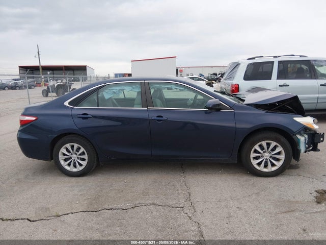 2015 Toyota Camry Le მანქანა იყიდება აუქციონზე, vin: 4T1BF1FK9FU961070, აუქციონის ნომერი: 45071521