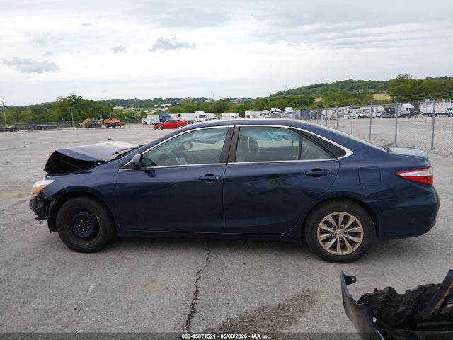 2015 Toyota Camry Le მანქანა იყიდება აუქციონზე, vin: 4T1BF1FK9FU961070, აუქციონის ნომერი: 45071521
