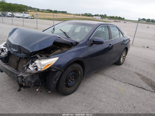 2015 Toyota Camry Le მანქანა იყიდება აუქციონზე, vin: 4T1BF1FK9FU961070, აუქციონის ნომერი: 45071521