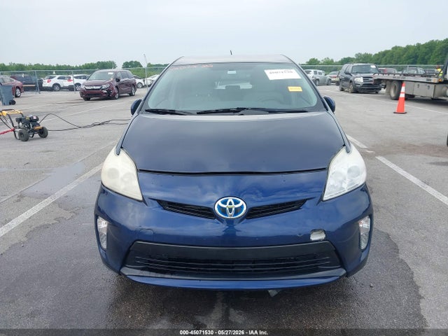 Продажа на аукционе авто 2013 Toyota Prius Three, vin: JTDKN3DU2D1620194, номер лота: 45071530
