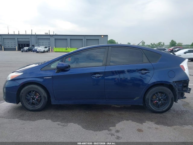 Продажа на аукционе авто 2013 Toyota Prius Three, vin: JTDKN3DU2D1620194, номер лота: 45071530