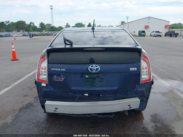 Продажа на аукционе авто 2013 Toyota Prius Three, vin: JTDKN3DU2D1620194, номер лота: 45071530