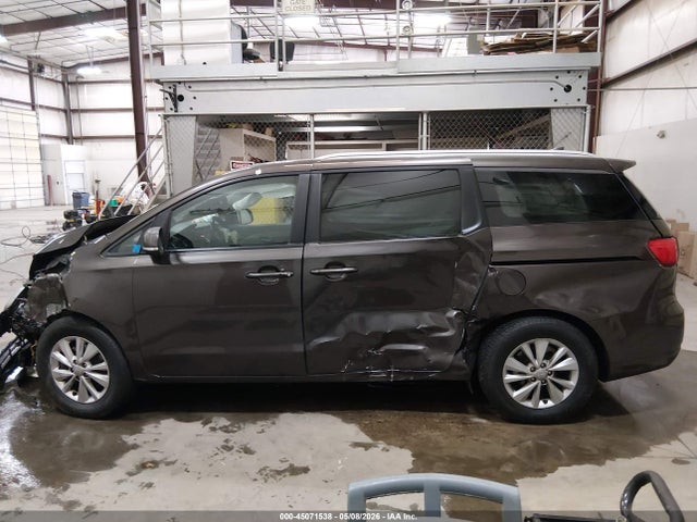 KNDMB5C1XH6243241 KIA SEDONA LX