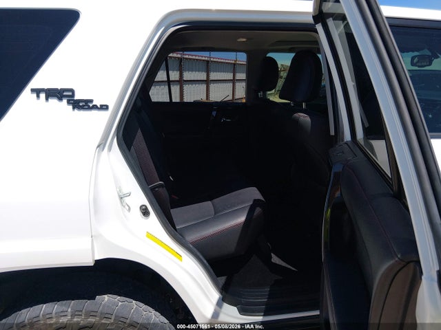 45071561 :رقم المزاد ، JTEBU5JRXK5661432 vin ، 2019 Toyota 4runner Trd Off Road Premium مزاد بيع