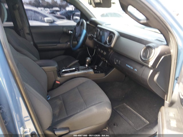 3TMAZ5CNXKM099103 Toyota Tacoma Trd Sport