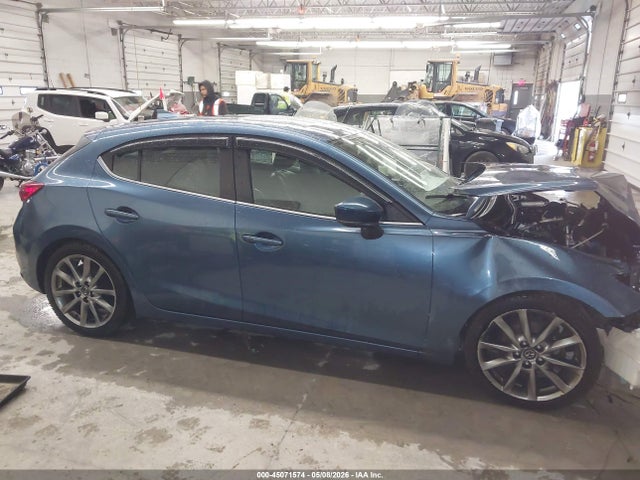 45071574 :رقم المزاد ، 3MZBN1L37JM239322 vin ، 2018 Mazda Mazda3 Touring مزاد بيع