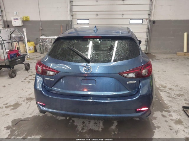 45071574 :رقم المزاد ، 3MZBN1L37JM239322 vin ، 2018 Mazda Mazda3 Touring مزاد بيع