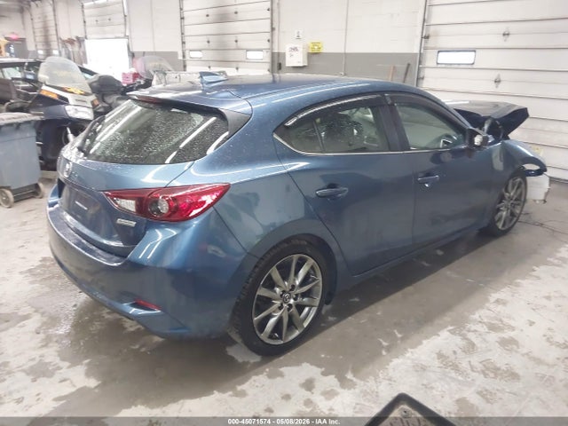 45071574 :رقم المزاد ، 3MZBN1L37JM239322 vin ، 2018 Mazda Mazda3 Touring مزاد بيع