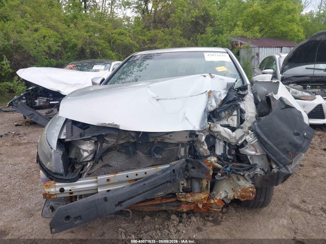 45071635 :رقم المزاد ، 1HGCS1B73BA010527 vin ، 2011 Honda Accord 2.4 Ex مزاد بيع