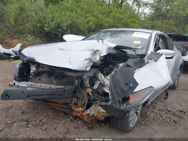 45071635 :رقم المزاد ، 1HGCS1B73BA010527 vin ، 2011 Honda Accord 2.4 Ex مزاد بيع