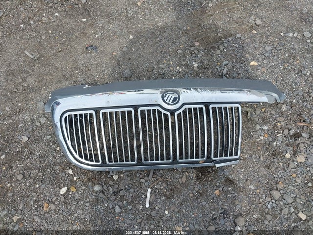 45071695 :رقم المزاد ، 2MEFM74W4YX635529 vin ، 2000 Mercury Grand Marquis Gs مزاد بيع