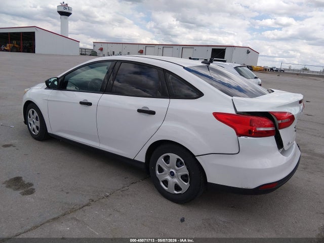 45071713 :رقم المزاد ، 1FADP3E2XGL362179 vin ، 2016 Ford Focus S مزاد بيع