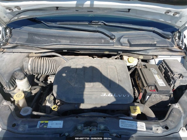 45071730 :رقم المزاد ، 2C4RC1BG0ER363085 vin ، 2014 Chrysler Town & Country Touring مزاد بيع