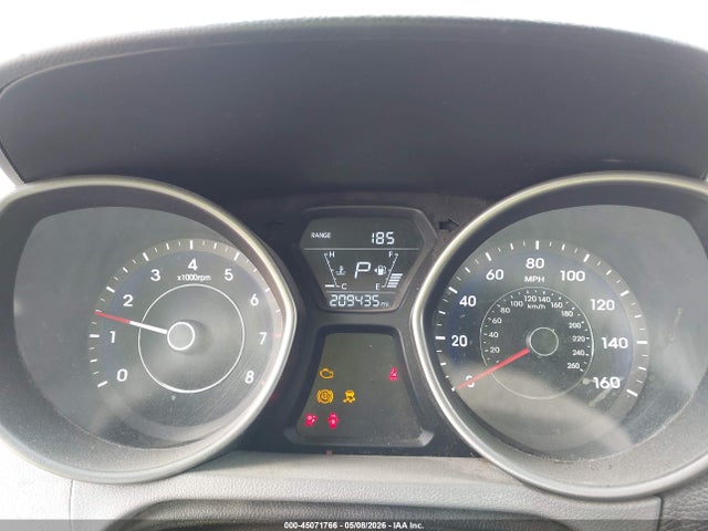 Auction sale of the 2016 Hyundai Elantra Se, vin: 5NPDH4AE3GH751117, lot number: 45071766