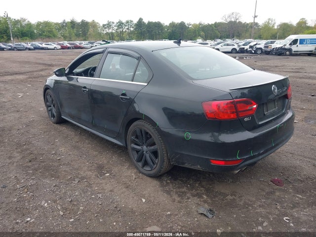 2013 Volkswagen Jetta Gli Autobahn მანქანა იყიდება აუქციონზე, vin: 3VW4A7AJXDM394136, აუქციონის ნომერი: 45071789