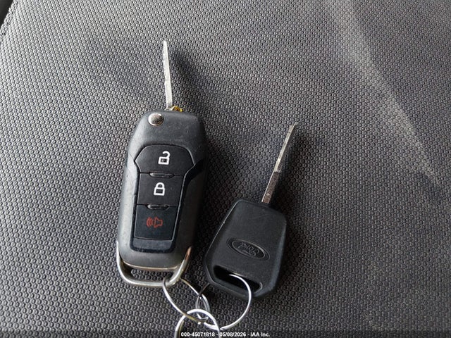 45071818 :رقم المزاد ، 1FTEW1CF0FFA58447 vin ، 2015 Ford F-150 Xlt مزاد بيع
