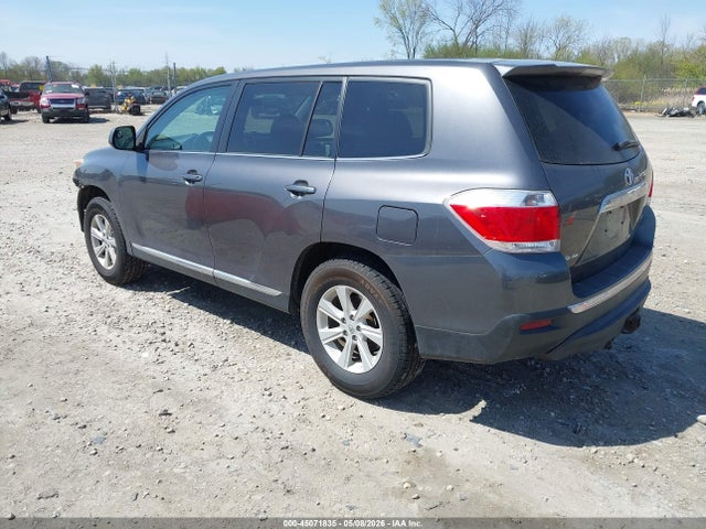 Продаж на аукціоні авто 2013 Toyota Highlander Base V6, vin: 5TDBK3EH1DS182877, номер лоту: 45071835