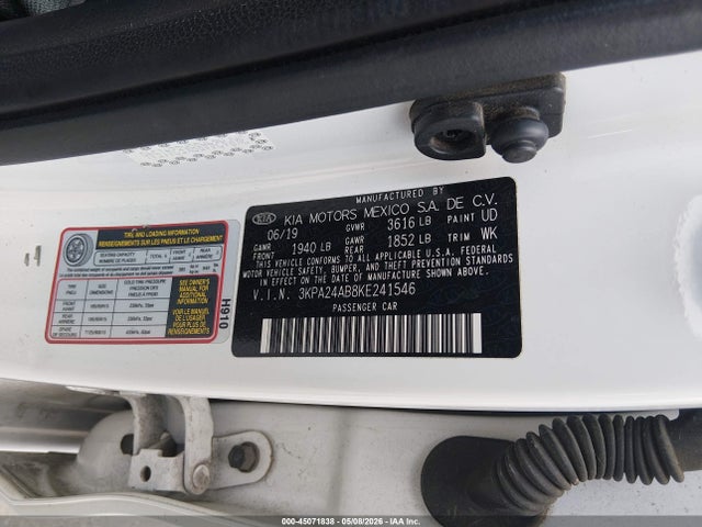 2019 Kia Rio S მანქანა იყიდება აუქციონზე, vin: 3KPA24AB8KE241546, აუქციონის ნომერი: 45071838