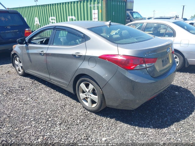 Продажа на аукционе авто 2012 Hyundai Elantra Gls, vin: 5NPDH4AE3CH131510, номер лота: 45071847