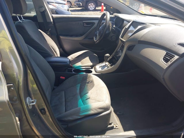 Продажа на аукционе авто 2012 Hyundai Elantra Gls, vin: 5NPDH4AE3CH131510, номер лота: 45071847