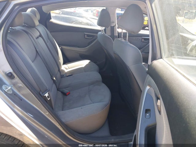 Продажа на аукционе авто 2012 Hyundai Elantra Gls, vin: 5NPDH4AE3CH131510, номер лота: 45071847