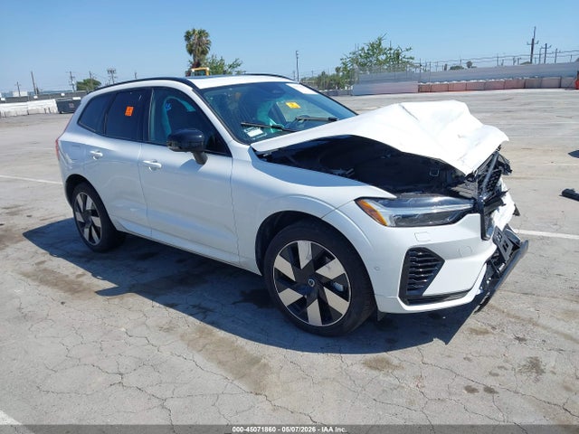 Volvo Xc60 Recharge Plug-in Hybrid T8 Plus Dark Theme 2024 YV4H60DL0R1908880 main image