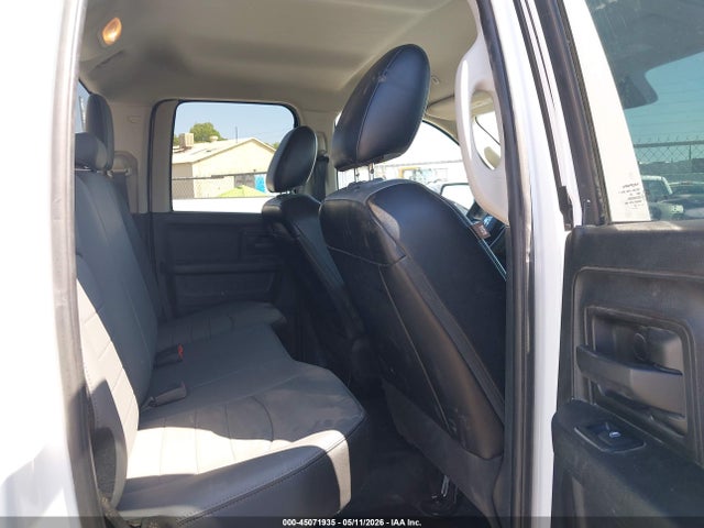 Aukcja sprzedaży 2021 Ram 1500 Classic Tradesman  4x4 6'4 Box, vin: 1C6RR7FG4MS564455, numer aukcji: 45071935