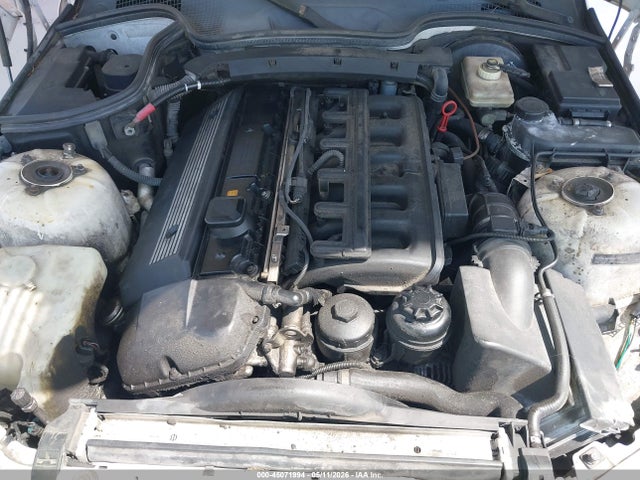 45071994 :رقم المزاد ، 4USCH9336XLF80201 vin ، 1999 Bmw Z3 2.3 مزاد بيع