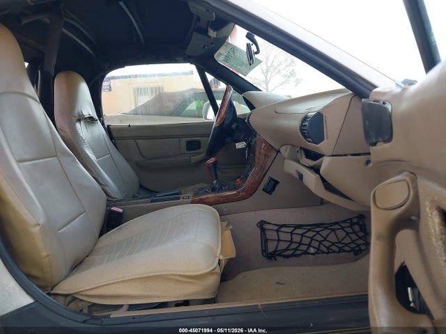 45071994 :رقم المزاد ، 4USCH9336XLF80201 vin ، 1999 Bmw Z3 2.3 مزاد بيع