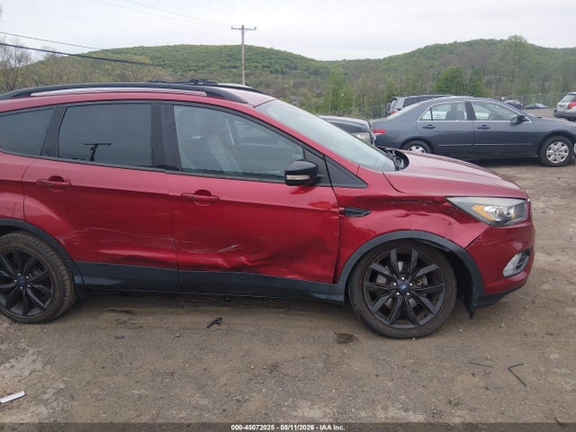 Продажа на аукционе авто 2017 Ford Escape Titanium, vin: 1FMCU9J95HUE28178, номер лота: 45072025