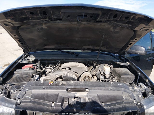 45072033 :رقم المزاد ، 1GNSKJE78DR230120 vin ، 2013 Chevrolet Suburban 1500 Lt مزاد بيع