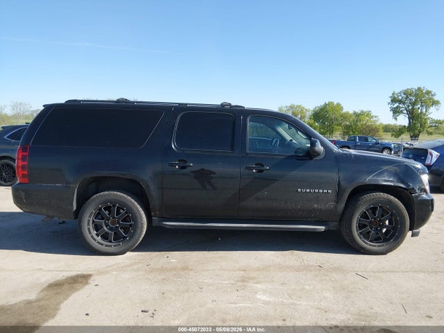 45072033 :رقم المزاد ، 1GNSKJE78DR230120 vin ، 2013 Chevrolet Suburban 1500 Lt مزاد بيع
