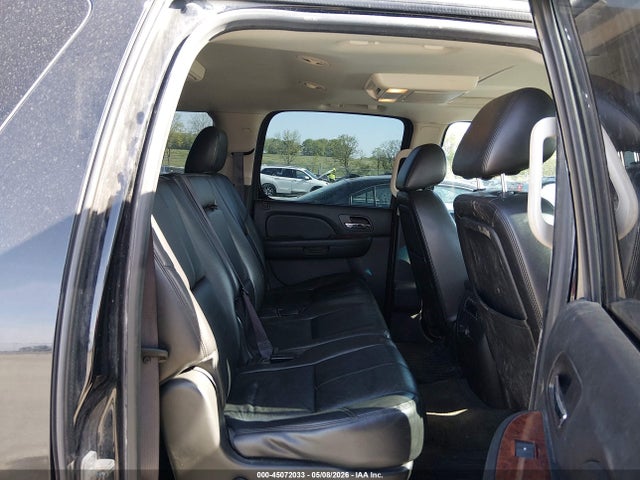 45072033 :رقم المزاد ، 1GNSKJE78DR230120 vin ، 2013 Chevrolet Suburban 1500 Lt مزاد بيع