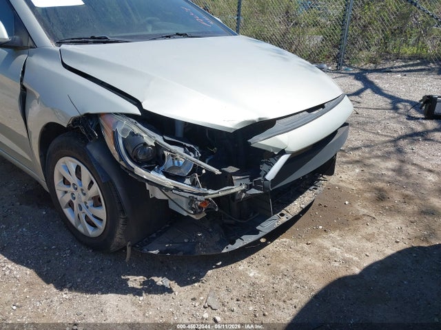 2017 Hyundai Elantra Se მანქანა იყიდება აუქციონზე, vin: 5NPD74LF6HH163772, აუქციონის ნომერი: 45072044