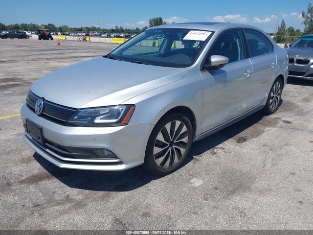 Продаж на аукціоні авто 2016 Volkswagen Jetta Hybrid Sel Premium, vin: 3VW637AJ0GM247296, номер лоту: 45072055