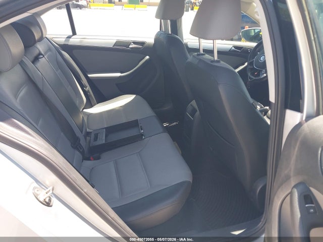 Продаж на аукціоні авто 2016 Volkswagen Jetta Hybrid Sel Premium, vin: 3VW637AJ0GM247296, номер лоту: 45072055