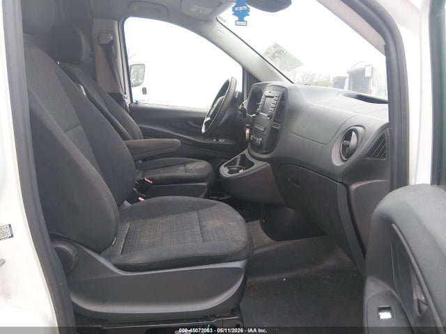 2017 Mercedes-benz Metris მანქანა იყიდება აუქციონზე, vin: WD3PG2EA3H3274210, აუქციონის ნომერი: 45072063